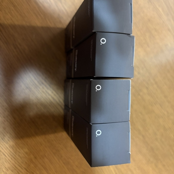 The Ordinary Foundation Set - NEW - Picture 2 of 6